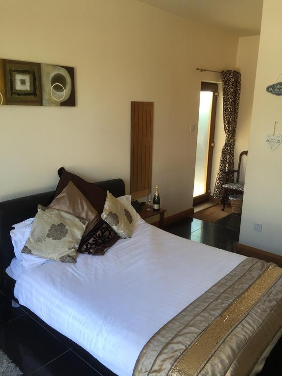 The Old Mill House Bed & Breakfast Padstow Exterior photo
