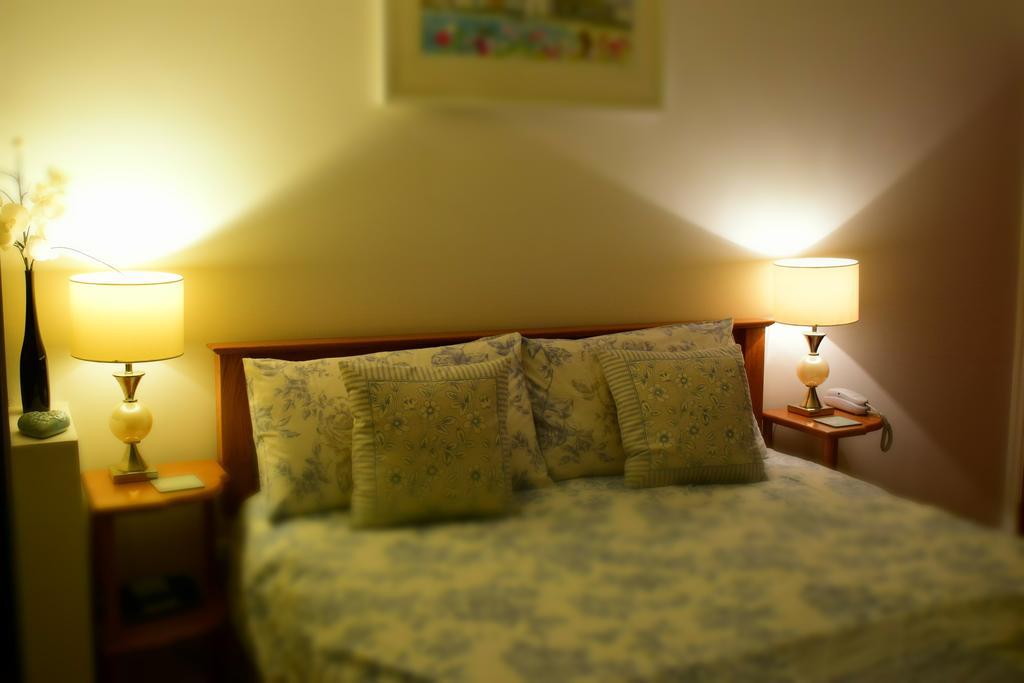 The Old Mill House Bed & Breakfast Padstow Exterior photo