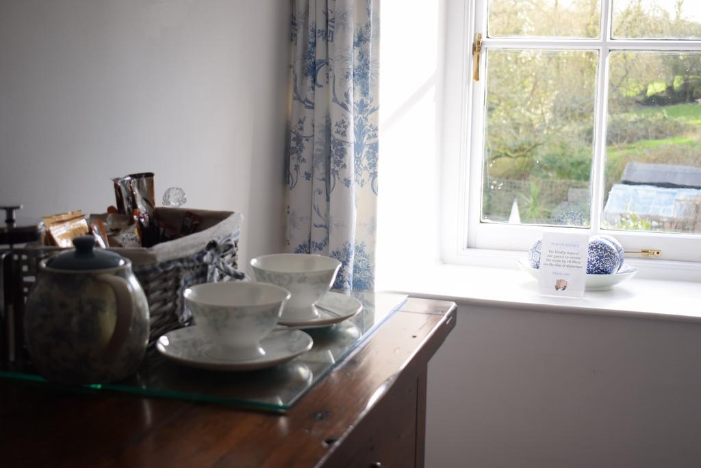 The Old Mill House Bed & Breakfast Padstow Exterior photo